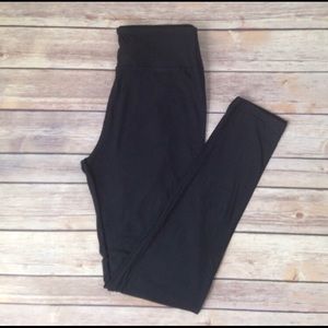 NWT lularoe TC Black leggings